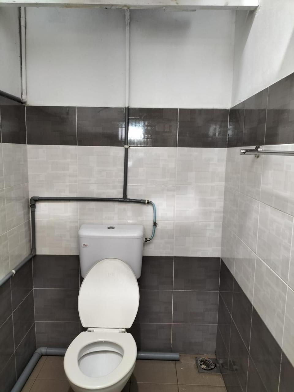 Ulfah Hotel Mersing Zewnętrze zdjęcie